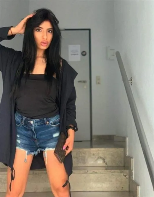 Escort Model Abdelkreem, Germany - 1470