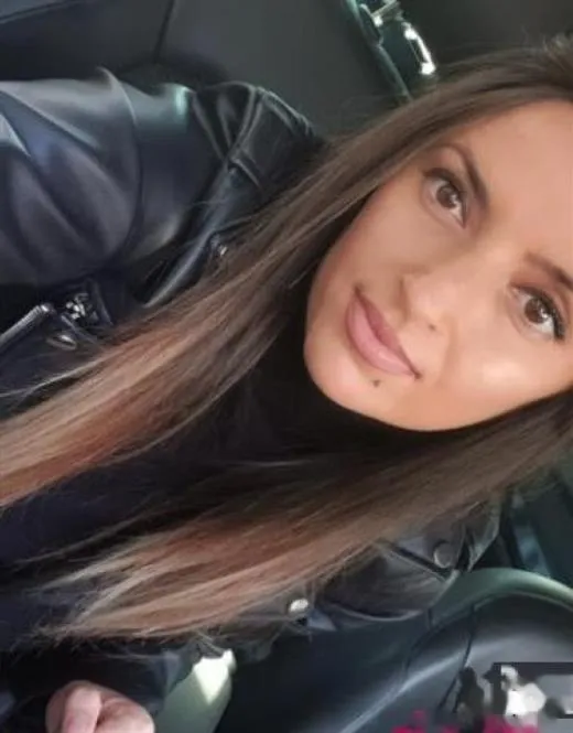 Escort Model Aneska, France - 5551