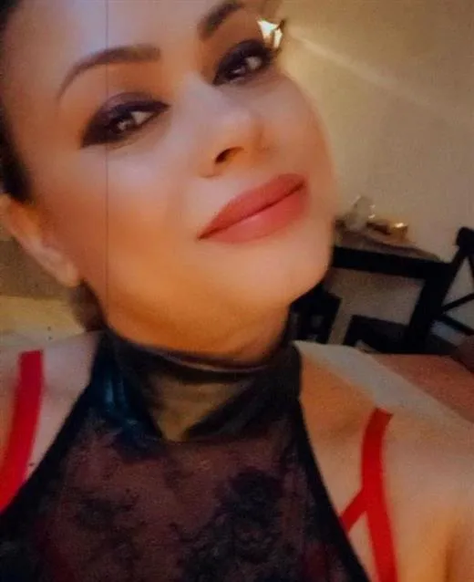 Escort Model Anna Josefiina, France - 600