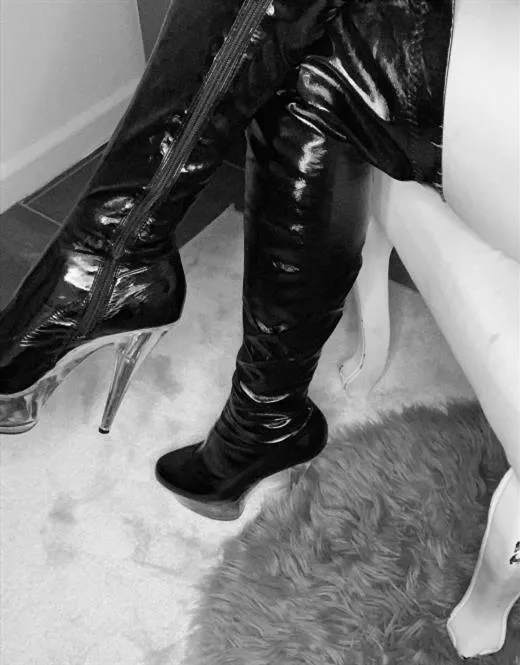 Escort Ashira Ve, France - 12474