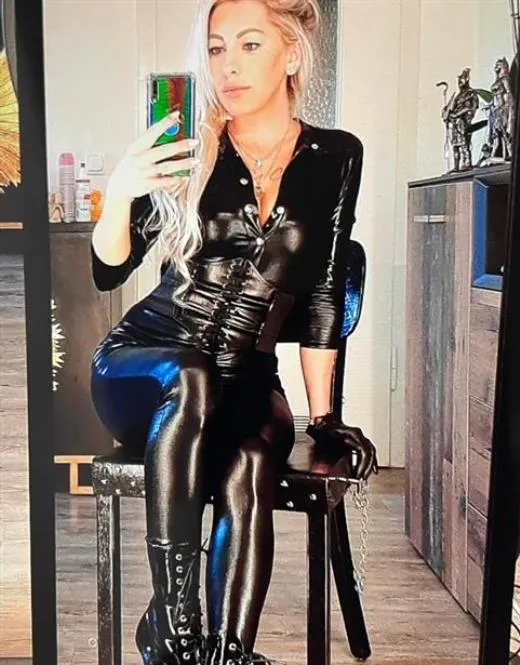 Escort Baasangerel, Germany - 9012