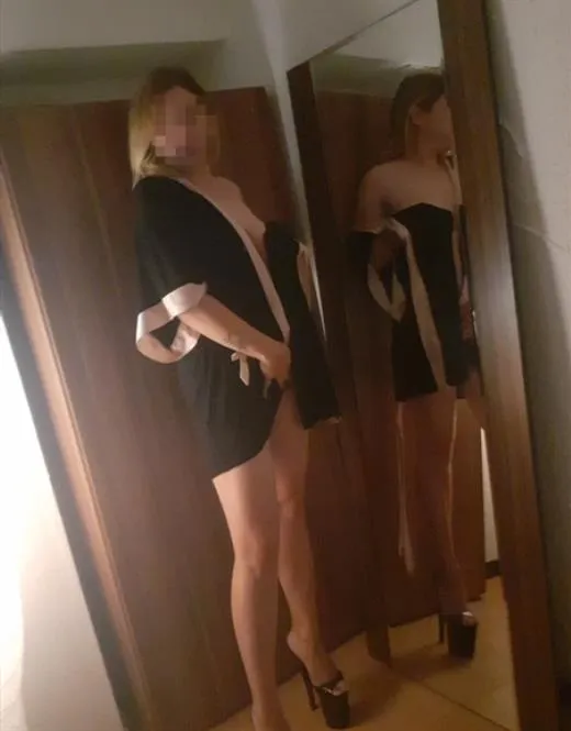 Bunhueang, horny girls in Switzerland - 14518