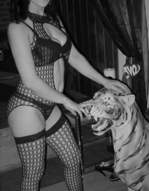 Escort Model Burce, Costarica - 5362
