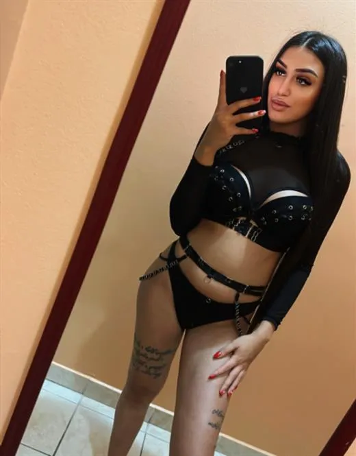 Escort Chalalai, Malaysia - 1503