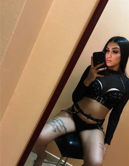 Escort Model Chalalai, Malaysia - 15060