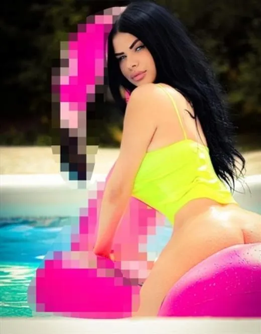 Escort Model Delanie, Belgium - 9909