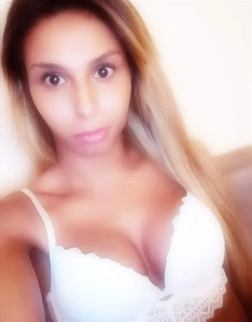 Dhia, escort in Sweden - 5090