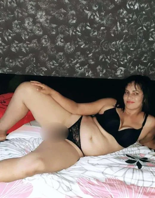 Escort Model Eiwon, Luxembourg - 6971