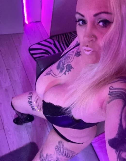 Emanuela Alexandra, escort in Ireland - 10050
