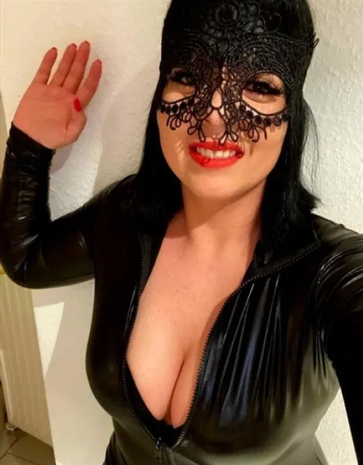 Escort Model Emeley, Belgium - 3594