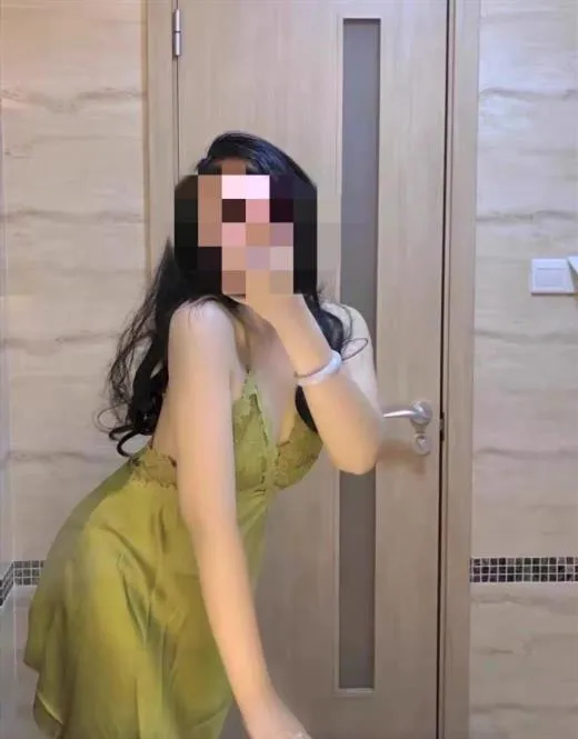 Fong Kwon, horny girls in Germany - 16549