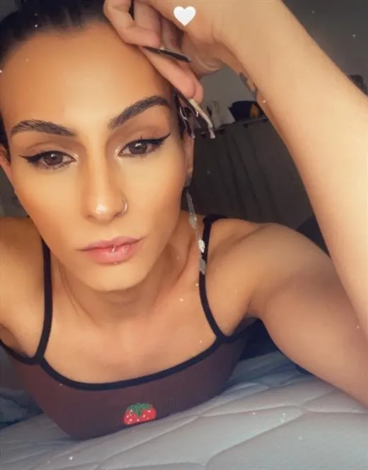 Golshan, horny girls in Australia - 5669