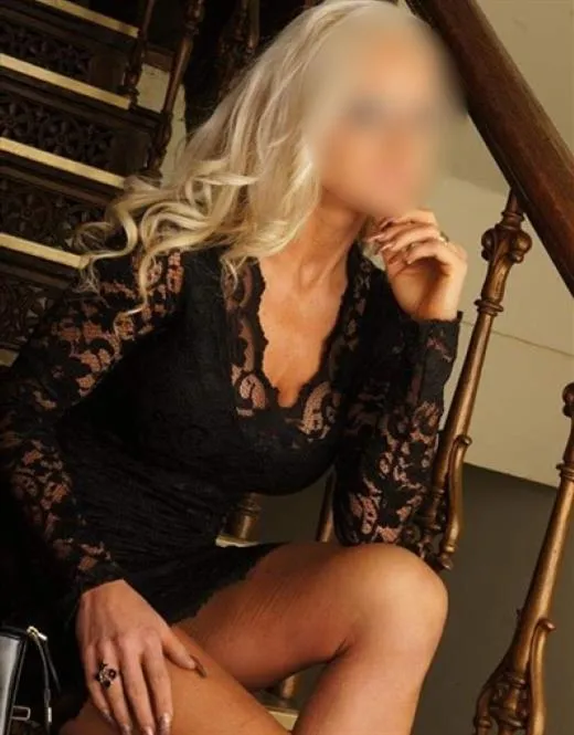 Hanzla, sex in Canada - 2463