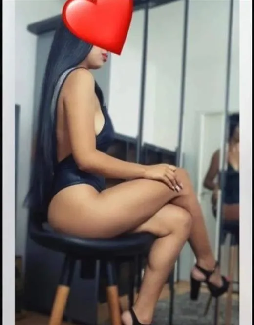 Escort Model Issaek, Austria - 2848