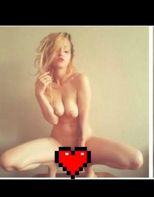 Escort Model Jeliana, Italy - 5262