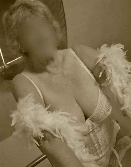 Jiae, horny girls in Ireland - 7039