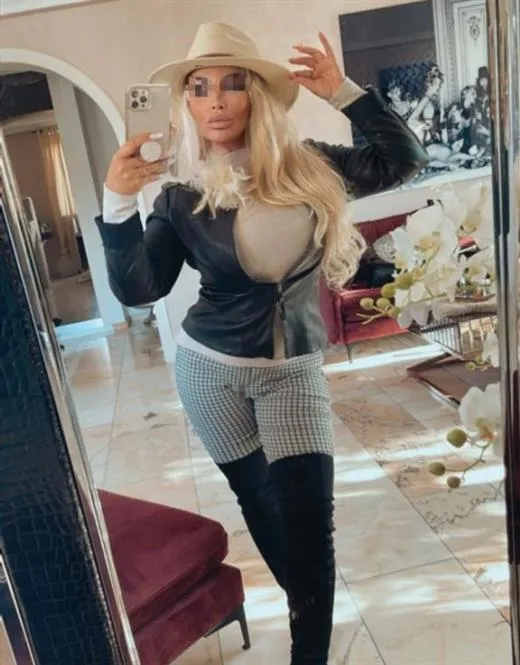 Escort Jiramena, South Africa - 9326