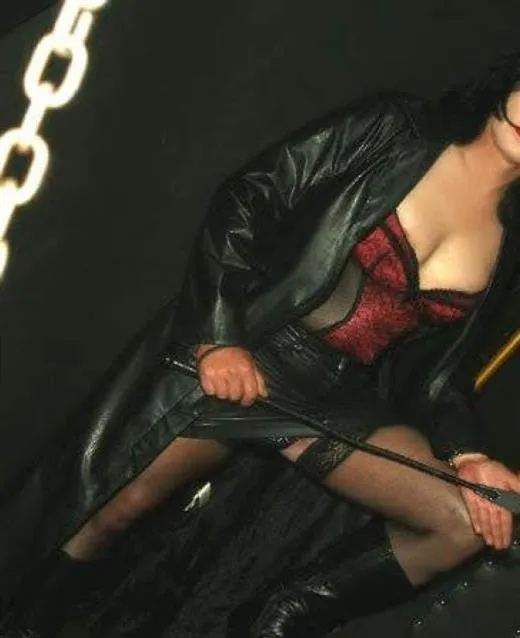 Escort Model Konul, France - 3237