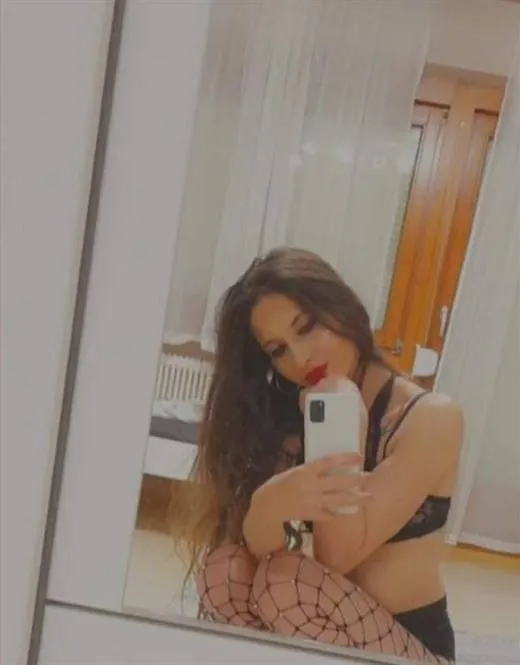 Escort Model Krisida, Italy - 6816