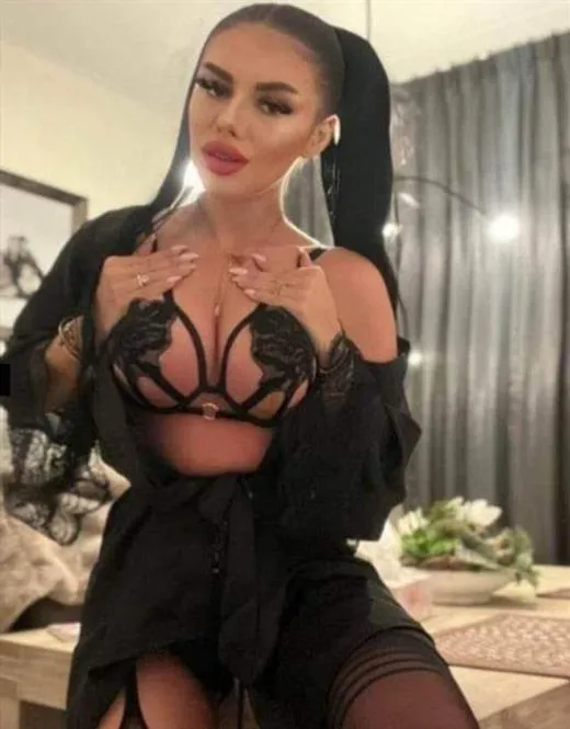 Li Chin, escort in Austria - 15391
