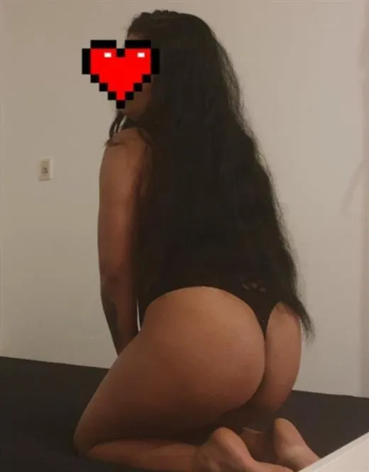 Libbie, escort in Australia - 2072