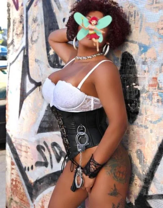 Mahnoosh, escort in France - 7899