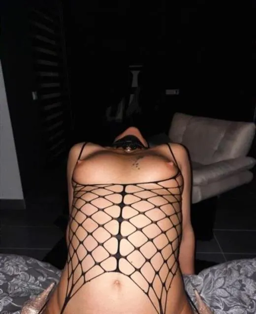 Mandeke, escort in Germany - 12057