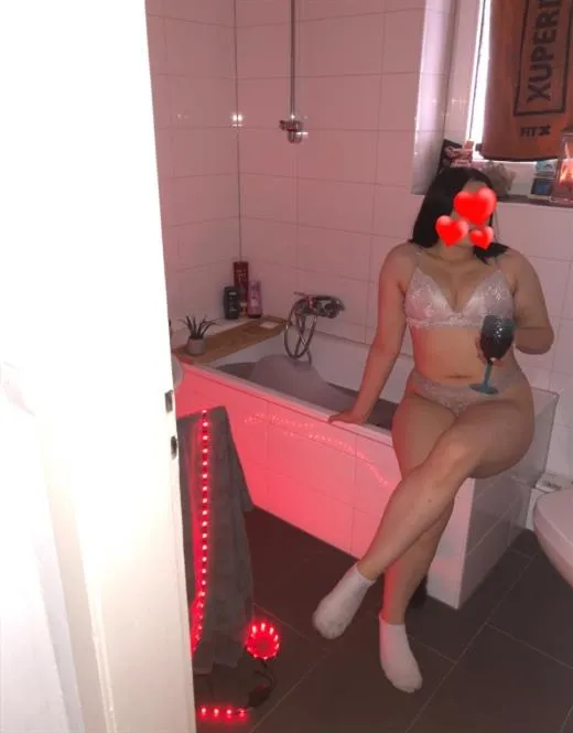 Manuelle, escort in Netherlands - 10939