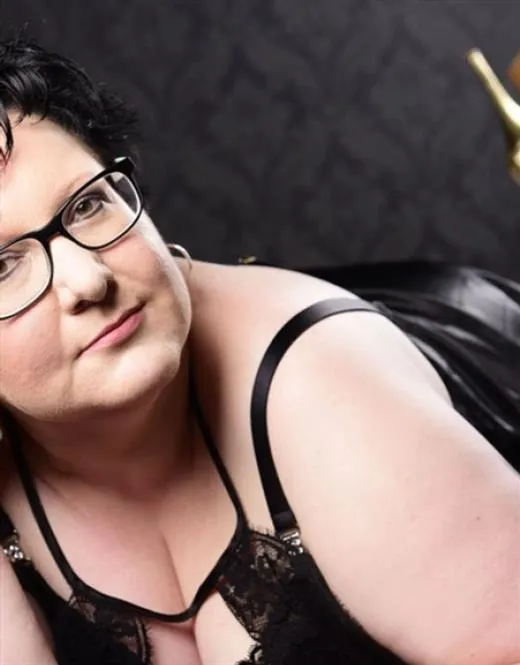 Escort Model Nareethip, Norway - 3870