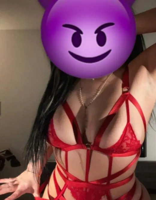 Ogbatsion, escort in Austria - 18208
