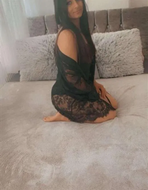 Escort Model Parvaneh, France - 13821
