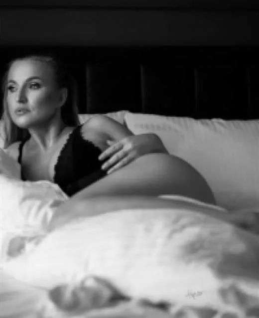 Escort Model Penkae, France - 10544
