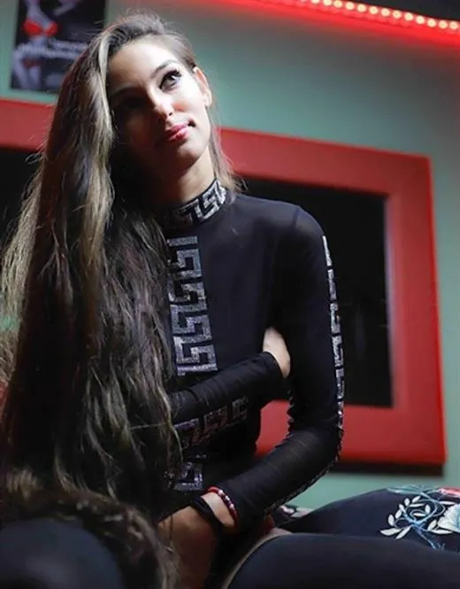 Pimpajee, escort in Netherlands - 8830