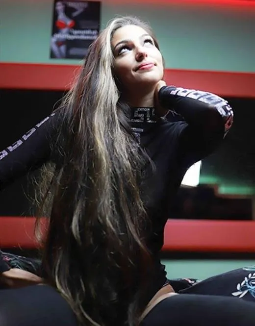 Escort Pimpajee, Netherlands - 11131