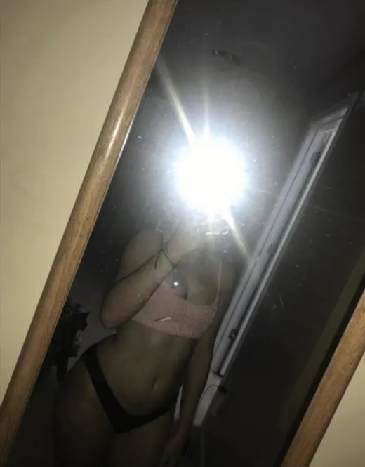 random escort 8