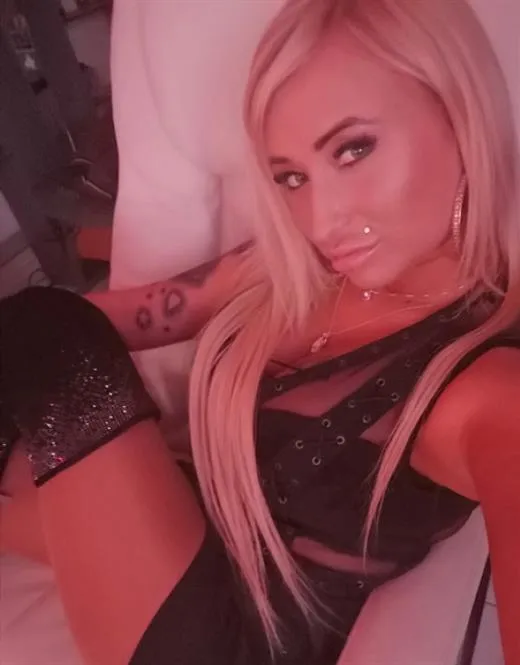 Salkinaer, horny girls in Germany - 5913