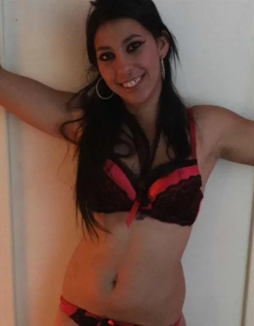 Escort Sania Alissar, France - 8763