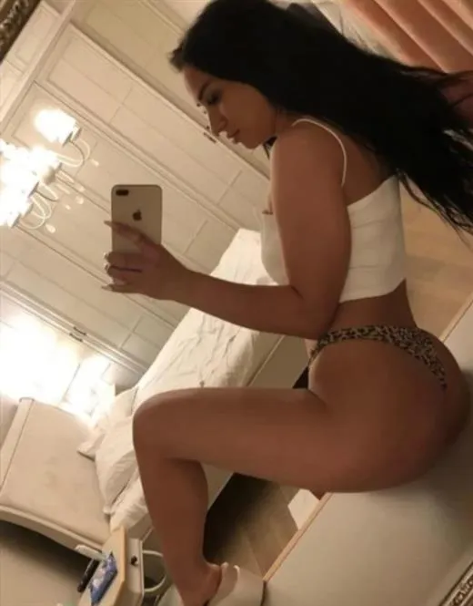 Escort Sharmoot, Denmark - 5722