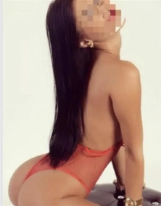 Shiyan Faisal, escort in Sweden - 8837