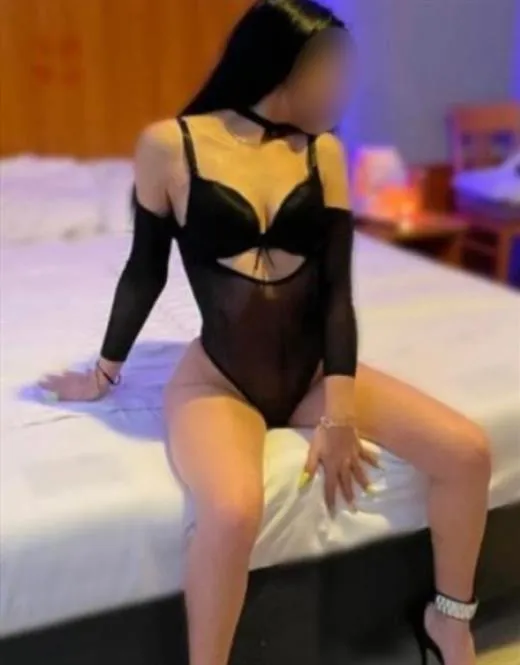 Somphon, horny girls in Austria - 10959