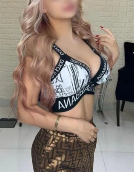 Escort Model Sompratthana, Czech Republic - 1526