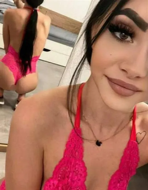 Escort Model Tare, Malaysia - 1648
