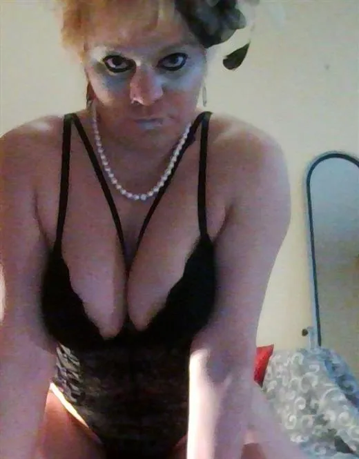 Escort Model Temysha, Greece - 8863
