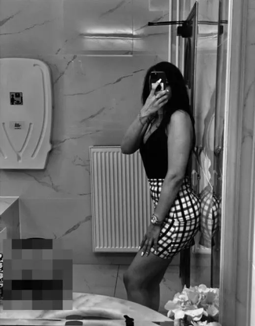 Thumandi, sex in Belgium - 7963