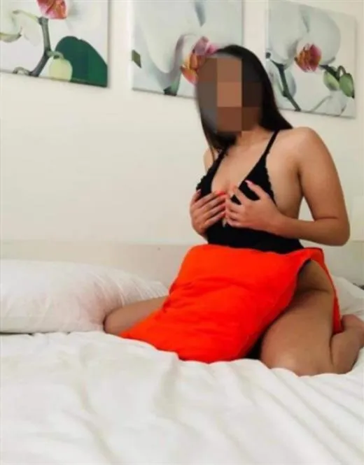 Tolena, horny girls in France - 2779