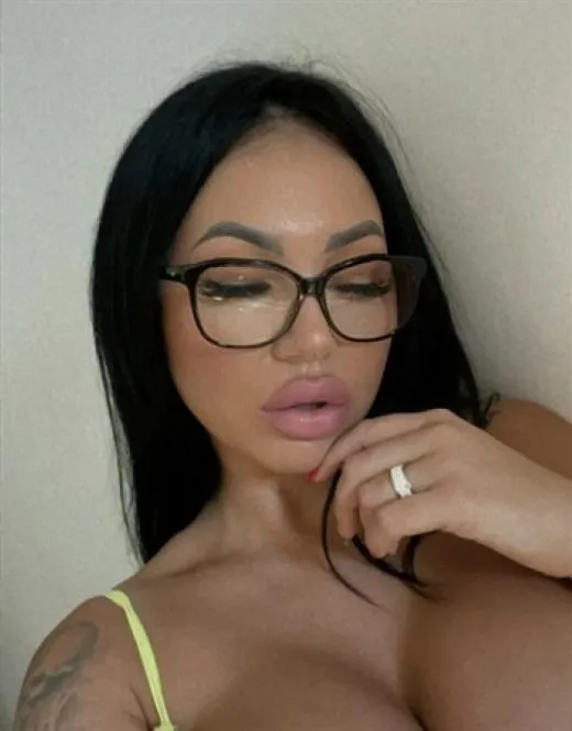 Ulle Mai, horny girls in France - 8227