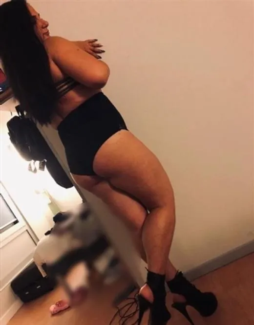Escort Model Vnessacouple, Switzerland - 6105