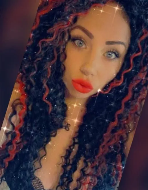 Escort Model Yisi, Germany - 3479